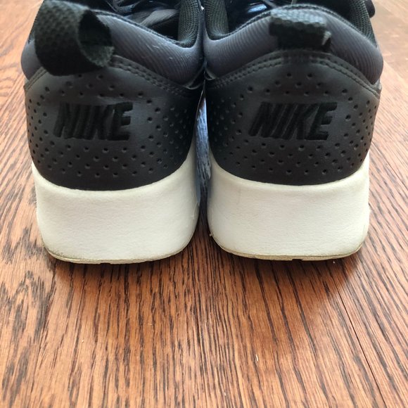 NIKE AIR MAX THEA SE Trainers Women's Sz 7.5 - Picture 6 of 8